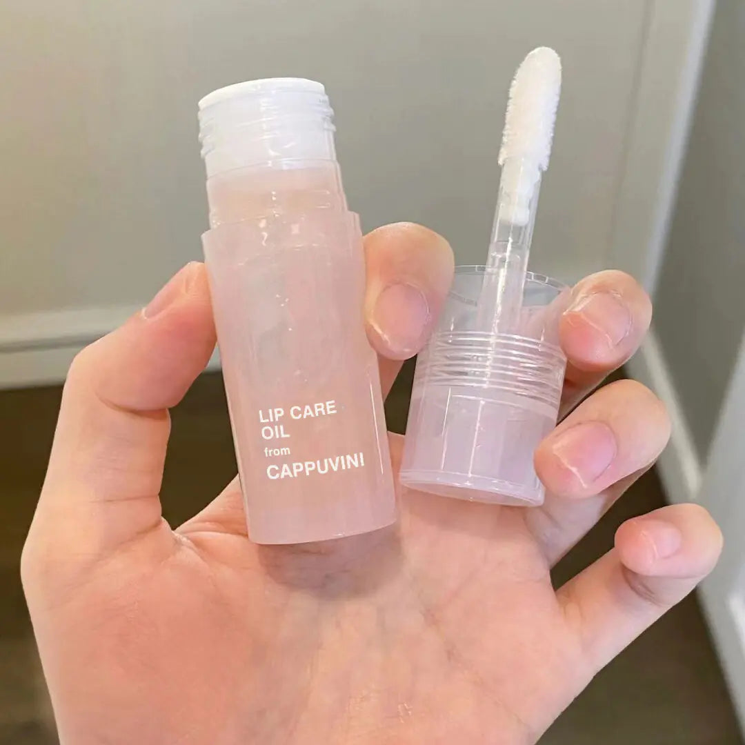 Hydrating Transparent Lip Care Oil for Nourished Lips