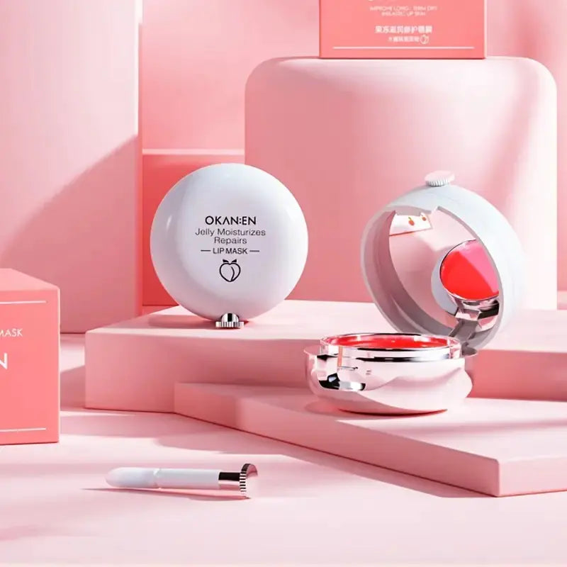 Peach Lip Balm for Moisturizing and Exfoliating Care