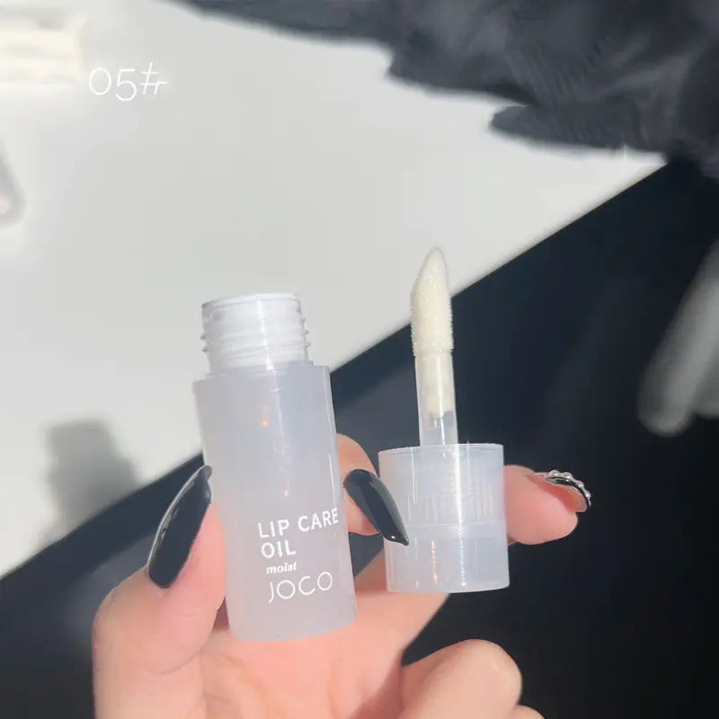 Transparent Lip Care Oil and Moisturizing Lip Gloss
